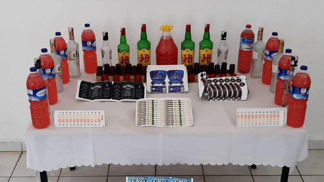 Sahte içki satarak 4 kişinin ölümüne neden olan 3 kişi yakalandı